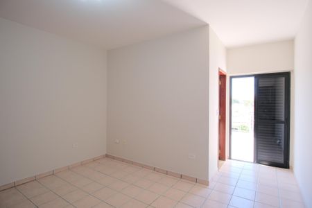 Casa à venda com 200m², 3 quartos e 2 vagasSuíte
