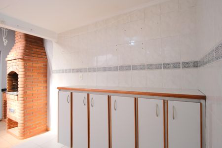 Casa à venda com 200m², 3 quartos e 2 vagasÁrea de Serviço