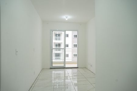 Sala de apartamento para alugar com 2 quartos, 44m² em Água Chata, Guarulhos