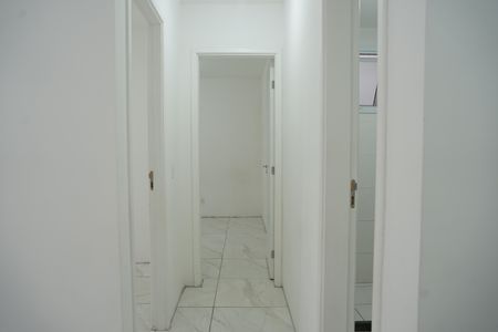 Banheiro Corredor de apartamento para alugar com 2 quartos, 44m² em Água Chata, Guarulhos