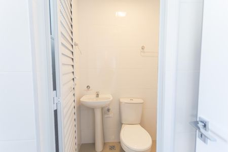Apartamento à venda com 103m², 3 quartos e 2 vagas Apartamento à venda com 103m², 3 quartos e 2 vagasBanheiro de serviço