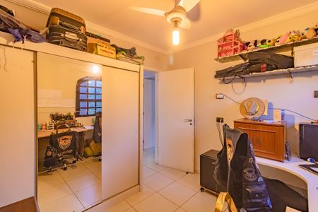 Casa à venda com 180m², 3 quartos e 2 vagasQuarto 1
