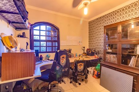 Casa à venda com 180m², 3 quartos e 2 vagasQuarto 1