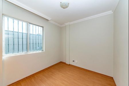 Quarto de apartamento à venda com 3 quartos, 144m² em Alto Caiçaras, Belo Horizonte