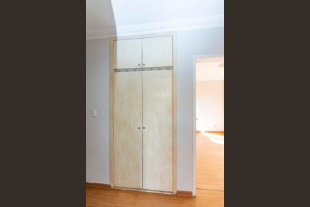 Apartamento à venda com 144m², 3 quartos e 2 vagas Apartamento à venda com 144m², 3 quartos e 2 vagasBanheiro Social