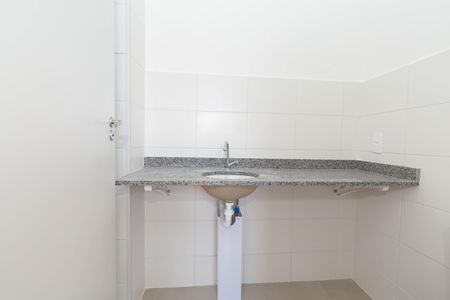 Apartamento para alugar com 67m², 3 quartos e 2 vagas Apartamento para alugar com 67m², 3 quartos e 2 vagasBanheiro