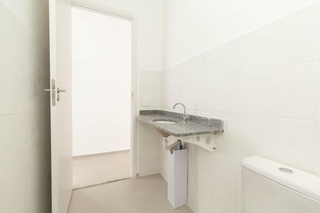 Apartamento para alugar com 67m², 3 quartos e 2 vagas Apartamento para alugar com 67m², 3 quartos e 2 vagasBanheiro