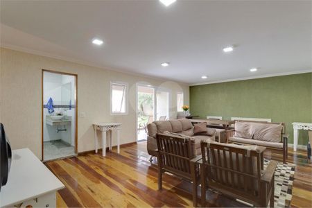 Casa à venda com 690m², 5 quartos e 7 vagas