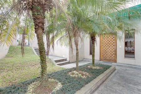 Casa à venda com 690m², 5 quartos e 7 vagas