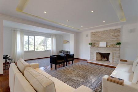 Casa à venda com 690m², 5 quartos e 7 vagas