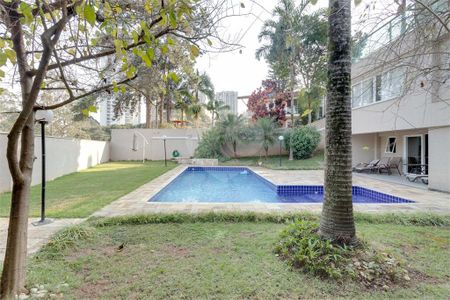 Casa à venda com 690m², 5 quartos e 7 vagas
