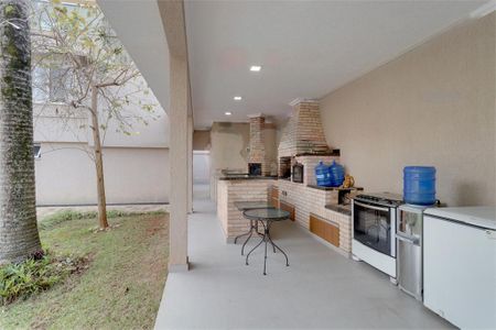 Casa à venda com 690m², 5 quartos e 7 vagas