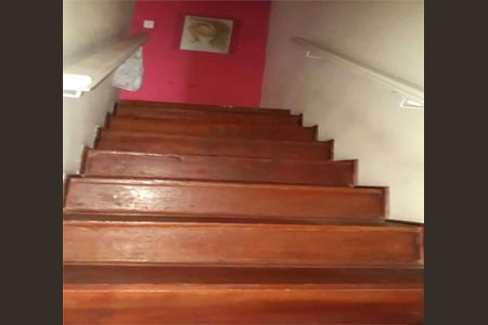 Casa à venda com 250m², 2 quartos e 2 vagas