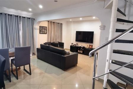 Apartamento à venda com 3 quartos, 96m² em Jardim Caravelas, São Paulo