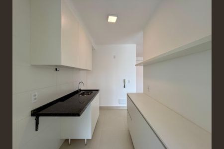 Apartamento à venda com 76m², 2 quartos e 1 vagaCozinha