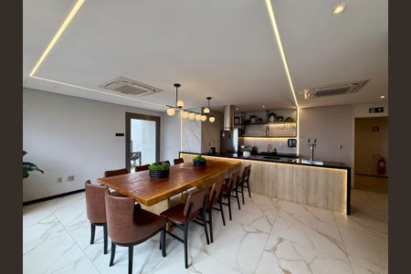 Apartamento à venda com 76m², 2 quartos e 1 vagaÁrea comum