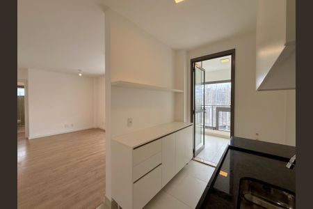 Apartamento à venda com 76m², 2 quartos e 1 vagaCozinha