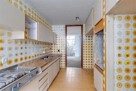 Casa à venda com 387m², 4 quartos e 6 vagas