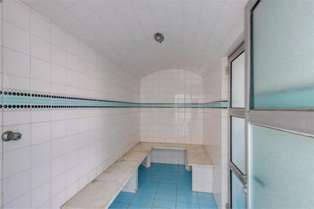 Casa à venda com 387m², 4 quartos e 6 vagas