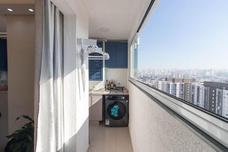Apartamento à venda com 45m², 2 quartos e 1 vaga Apartamento à venda com 45m², 2 quartos e 1 vagaSacada