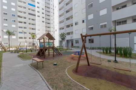 Apartamento à venda com 45m², 2 quartos e 1 vaga Apartamento à venda com 45m², 2 quartos e 1 vagaÁrea comum - Playground