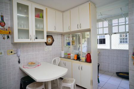 Apartamento à venda com 130m², 3 quartos e 1 vagaCozinha