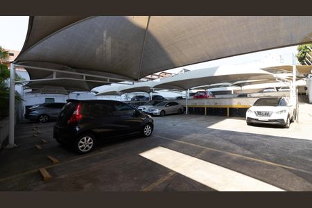 Apartamento para alugar com 80m², 2 quartos e 1 vaga Apartamento para alugar com 80m², 2 quartos e 1 vagaGaragem