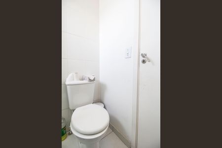 Apartamento para alugar com 48m², 2 quartos e 1 vaga Apartamento para alugar com 48m², 2 quartos e 1 vagaBanheiro