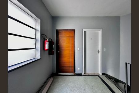 Apartamento à venda com 48m², 1 quarto e sem vaga Apartamento à venda com 48m², 1 quarto e sem vagaHall Apartamento