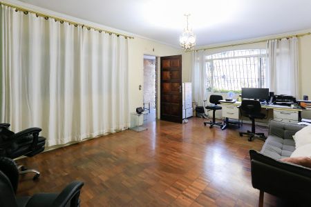 Casa para alugar com 270m², 3 quartos e 3 vagasSala