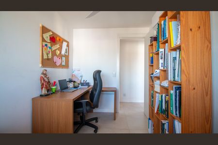 Apartamento à venda com 81m², 3 quartos e 1 vagaQuarto 2