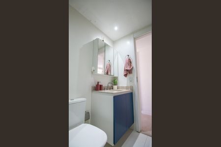 Apartamento à venda com 81m², 3 quartos e 1 vagaBanheiro Social