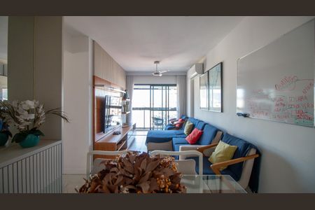 Apartamento à venda com 81m², 3 quartos e 1 vagaSala