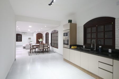 Casa à venda com 186m², 2 quartos e 4 vagasCozinha