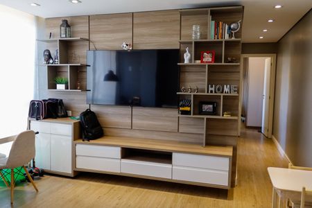 Apartamento à venda com 58m², 2 quartos e 1 vaga Apartamento à venda com 58m², 2 quartos e 1 vagaSala