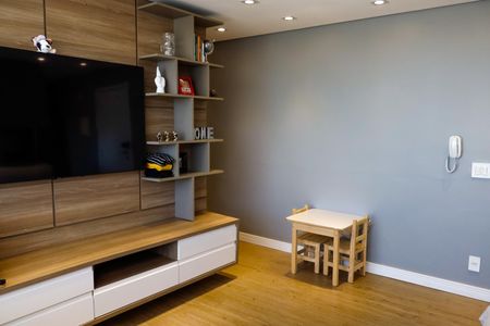 Apartamento à venda com 58m², 2 quartos e 1 vaga Apartamento à venda com 58m², 2 quartos e 1 vagaSala