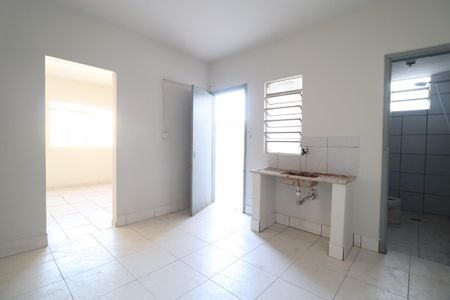Casa para alugar com 75m², 2 quartos e 1 vagaCozinha