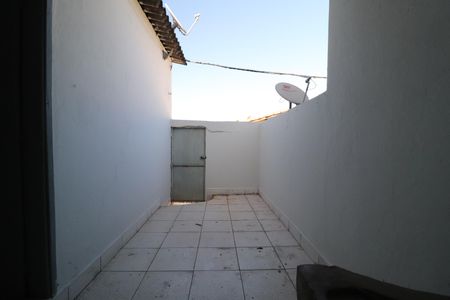 Casa para alugar com 75m², 2 quartos e 1 vagaÁrea de Serviço