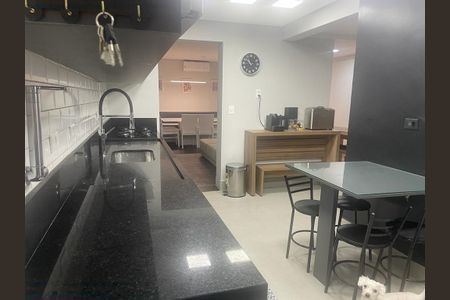 Apartamento à venda com 107m², 3 quartos e 3 vagas Apartamento à venda com 107m², 3 quartos e 3 vagasCozinha