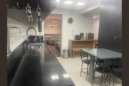 Apartamento à venda com 107m², 3 quartos e 3 vagas Apartamento à venda com 107m², 3 quartos e 3 vagasCozinha