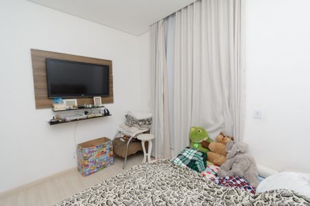 Apartamento à venda com 167m², 3 quartos e 2 vagasQuarto 2