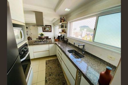 Apartamento para alugar com 111m², 3 quartos e 2 vagas Apartamento para alugar com 111m², 3 quartos e 2 vagasCozinha