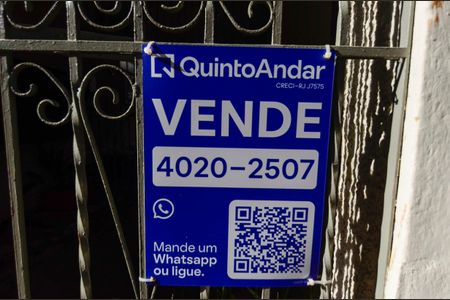 Casa à venda com 104m², 4 quartos e sem vagaFachada