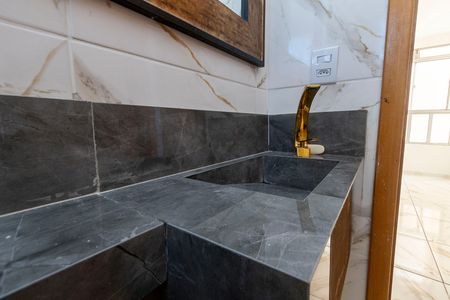 Apartamento para alugar com 48m², 2 quartos e 1 vaga Apartamento para alugar com 48m², 2 quartos e 1 vagaBanheiro