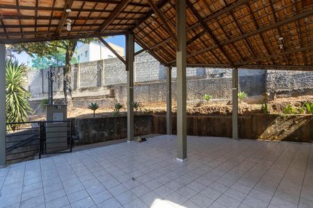 Apartamento para alugar com 48m², 2 quartos e 1 vaga Apartamento para alugar com 48m², 2 quartos e 1 vagaArea de Festas