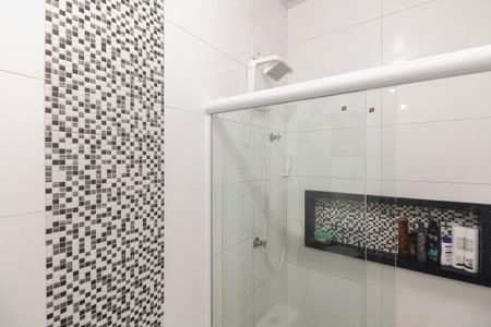 Casa de condomínio à venda com 45m², 2 quartos e 1 vaga Casa de condomínio à venda com 45m², 2 quartos e 1 vagaBanheiro