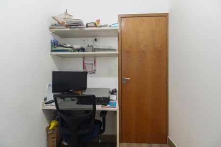 Casa de condomínio à venda com 45m², 2 quartos e 1 vaga Casa de condomínio à venda com 45m², 2 quartos e 1 vagaQuarto 2