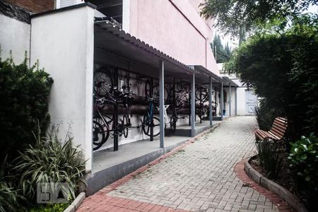 Apartamento à venda com 77m², 1 quarto e 1 vagaÁrea comum