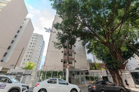 Apartamento à venda com 77m², 1 quarto e 1 vagaFachada