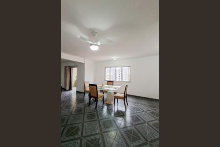 Apartamento para alugar com 160m², 4 quartos e 3 vagasSala